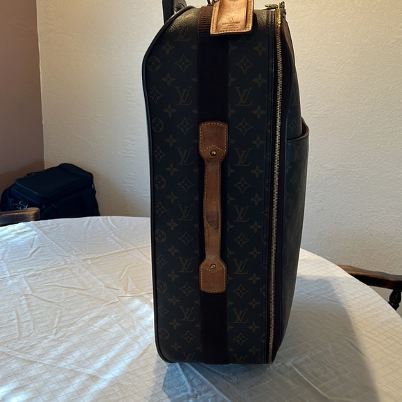 Louis Vuitton Pegase 55 - Picture 3 of 10